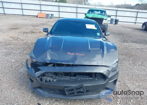 2018 Ford Mustang Ecoboost z USA, uszkodzony, nr VIN 1FA6P8TH0J5181486